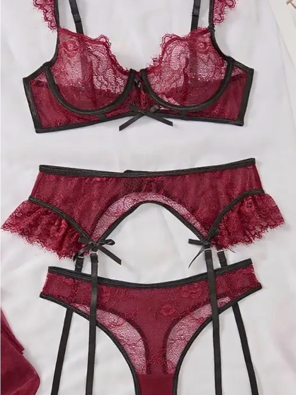 Lace 3-Piece Burgundy Lingerie Set with Garter